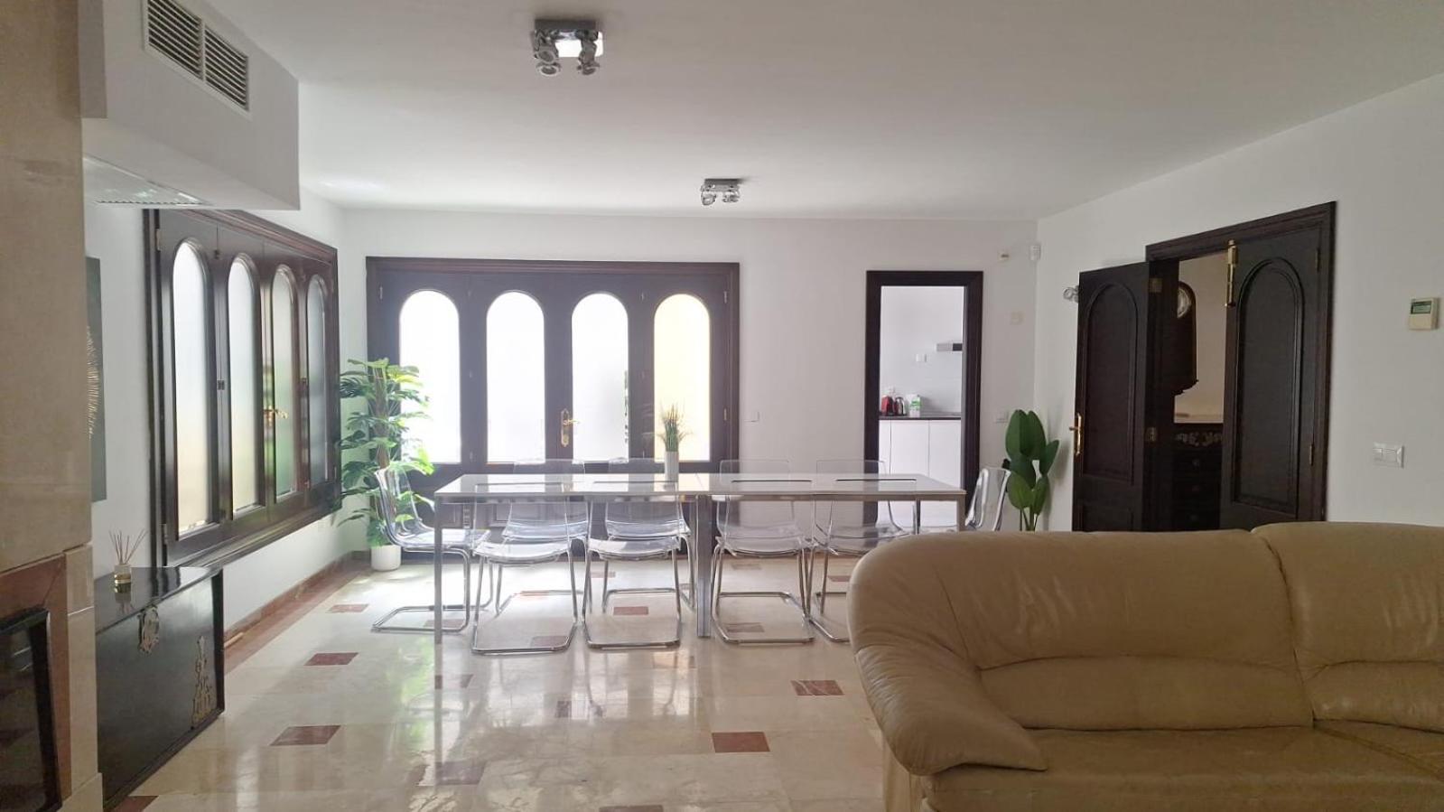 Villa With Private Pool -palma Ambassador Center Etv14825 *
